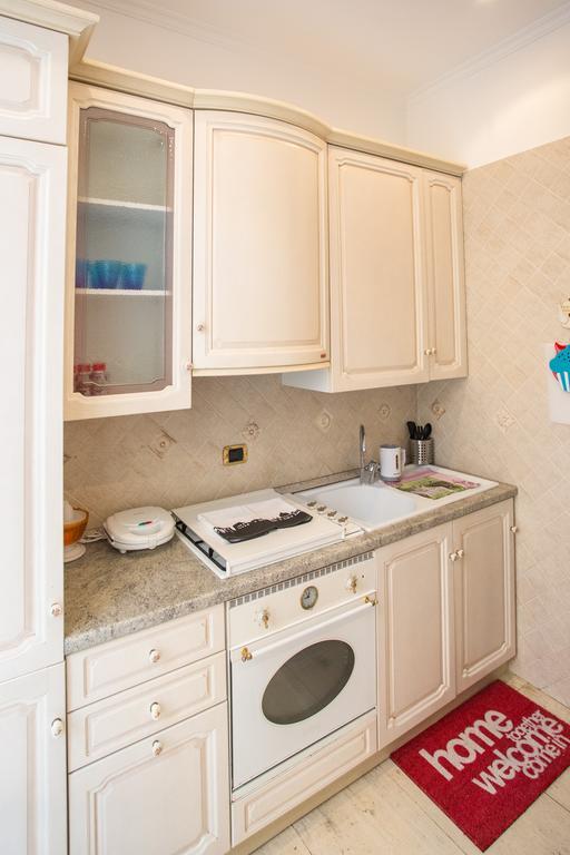 Appartamento La Finestra Su San Pietro Roma Habitación foto